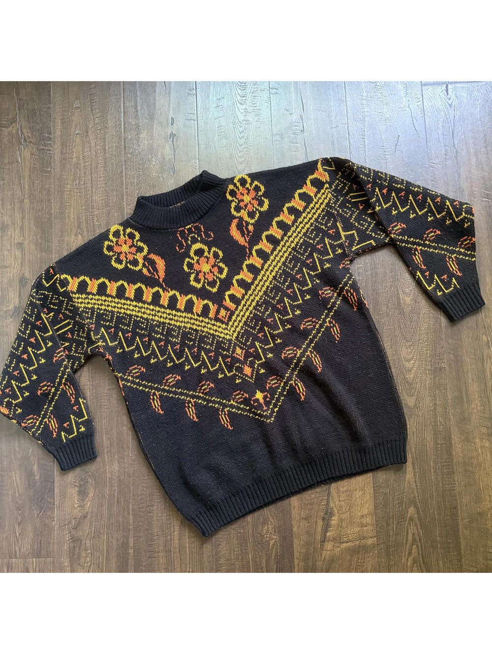 Vintage 70s 80s Ski Sweater Tribal Norse Patterned USA M-L Men / Unisex